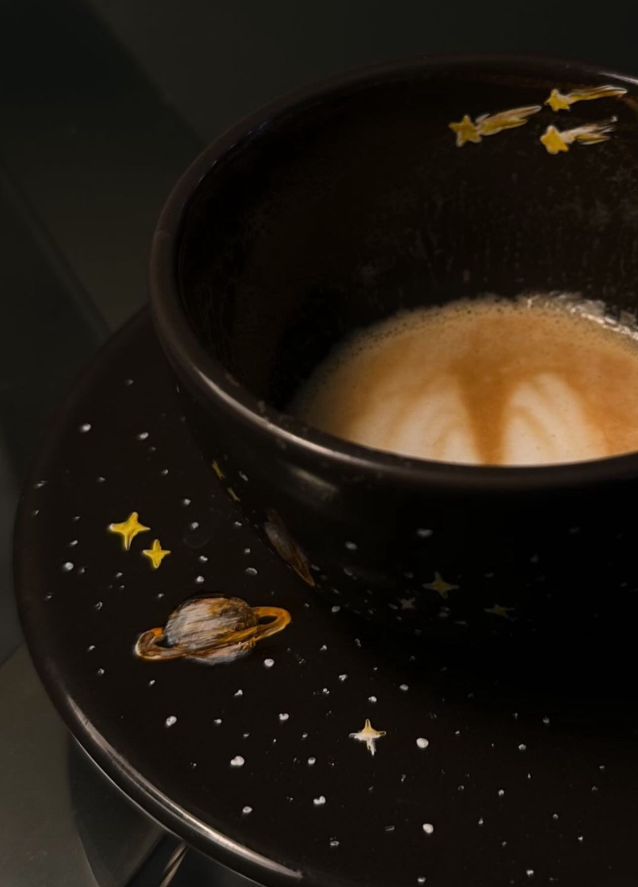 Saturn cup